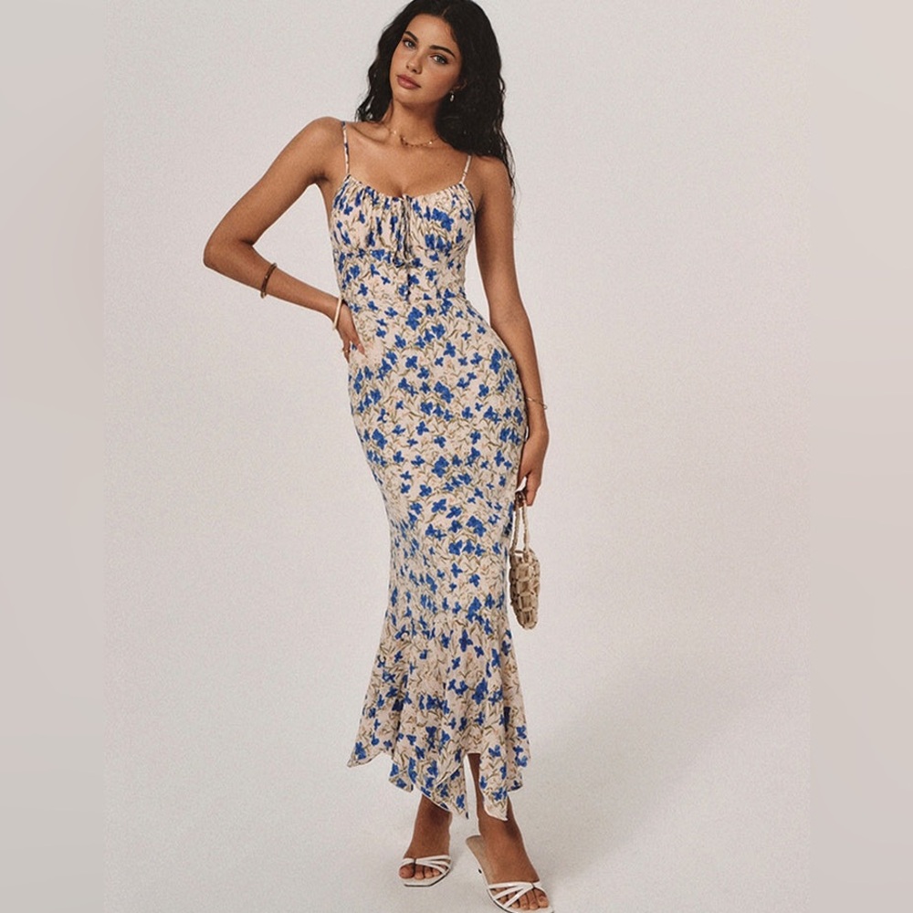 NWT Floral Blue Print Knotted 
Flowy ‎ Hem Long Dress  XS Commense